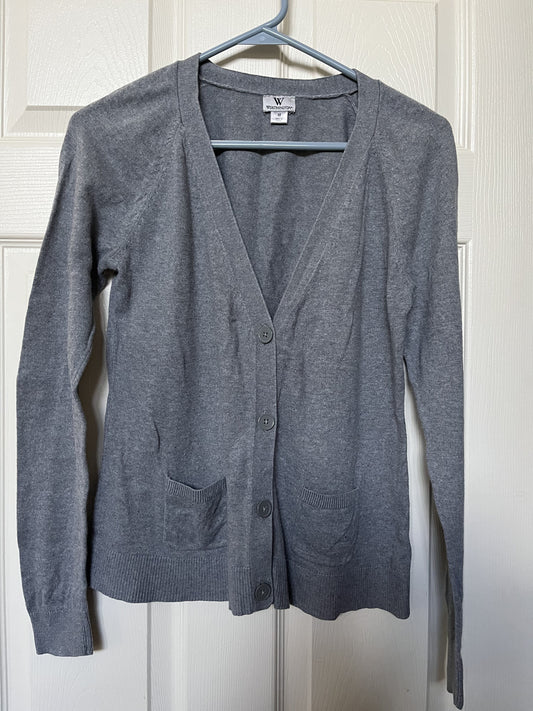 #124 Gray Women's V-Neck Cardigan Size M