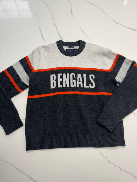 #222 Abercrombie & Fitch NFL Bengals Oversized Adult/ Unisex XS Crewneck Sweater