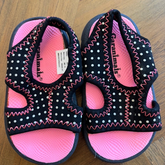 Seller 22 garanimals water shoes size 3c