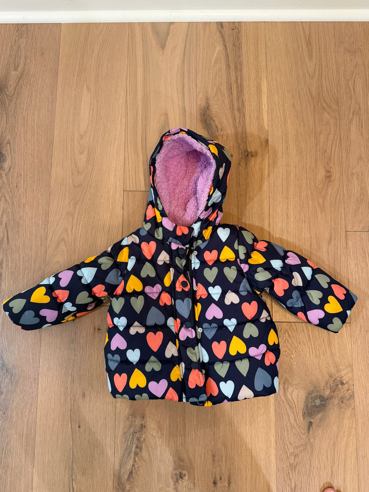 #21 • Girls • Carter’s • 24 Months • EUC