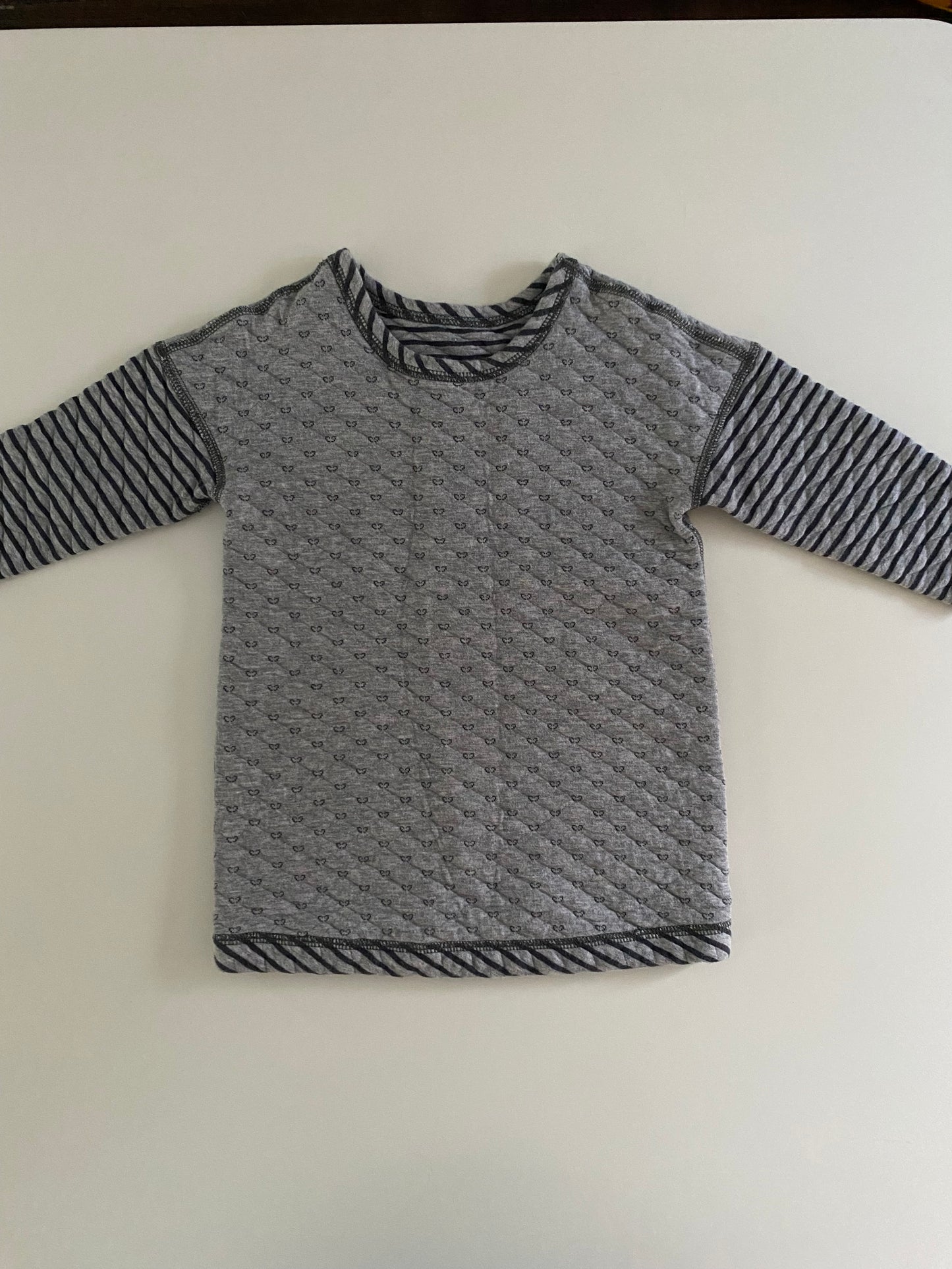 #84B- Girls 12-18M, Hanna Andersson gray and black reversible sweater dress, EUC