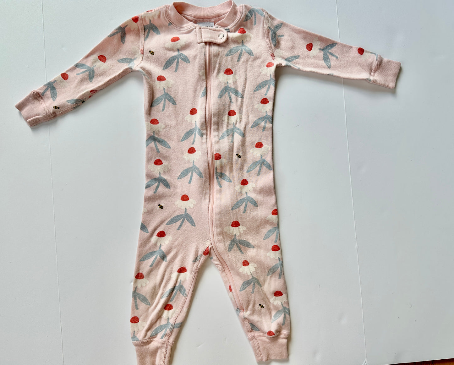 Girl 18-24 months Hanna Andersson flower & 🐝 print sleeper pajamas