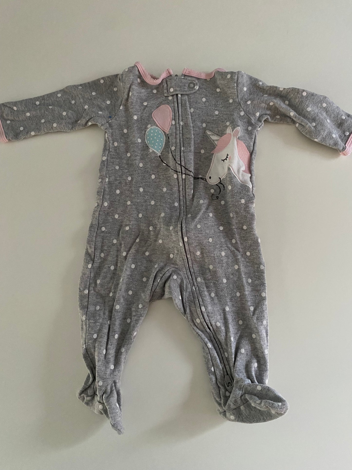 #84B- Girls 6M, Carter’s gray unicorn footed pajamas, GUC