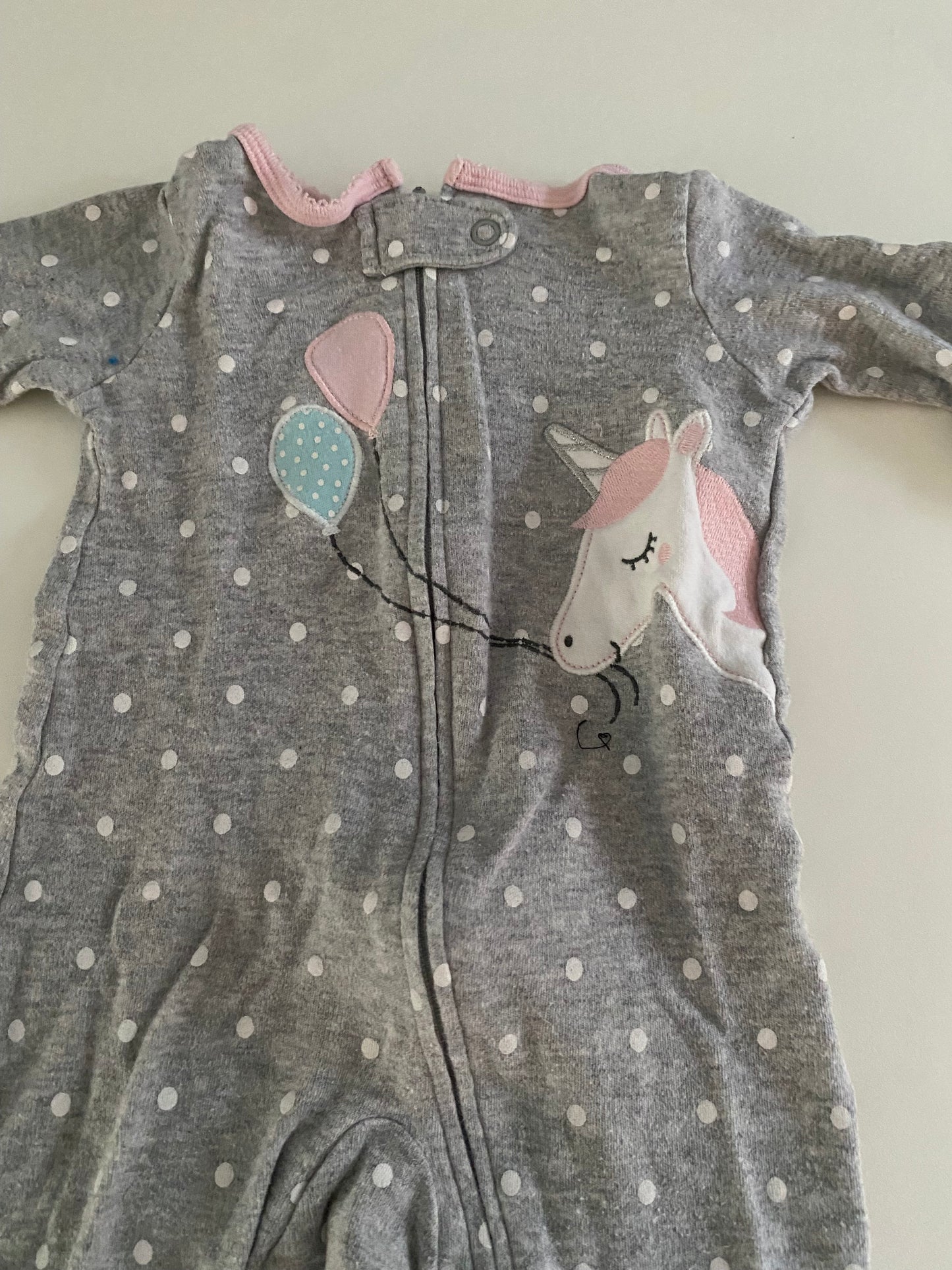 #84B- Girls 6M, Carter’s gray unicorn footed pajamas, GUC