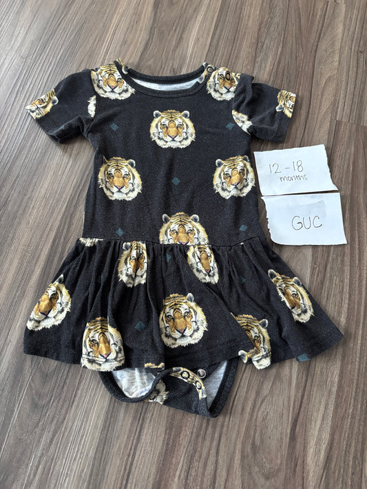#138 - 12-18 Mo - GUC Posh Peanut - Tiger SS Bodysuit Twirl (perfect for Bengals) - PU 45236