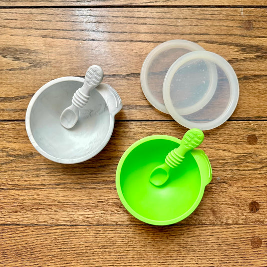 #113	Bumpkins Silicone Suction Bowl with Spoon + Lid, Gray and Green