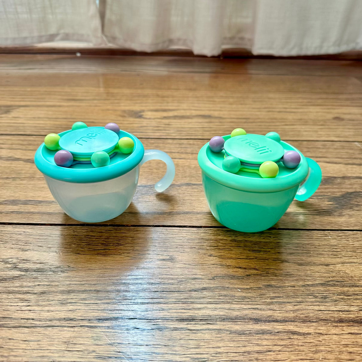 #113	Melii Abacus Snack Container Set of 2, Blue and Green