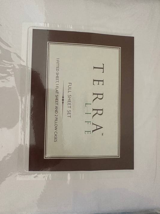 #24 full size white sheet set
