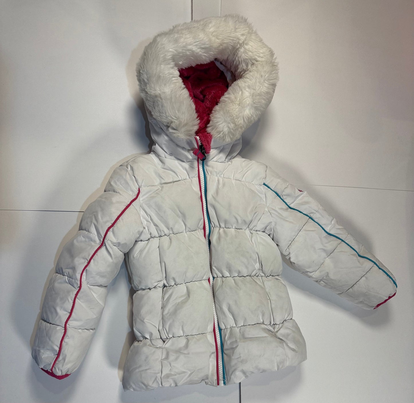 #180 Girls 4T White Snow jacket and Teal Snow Bib