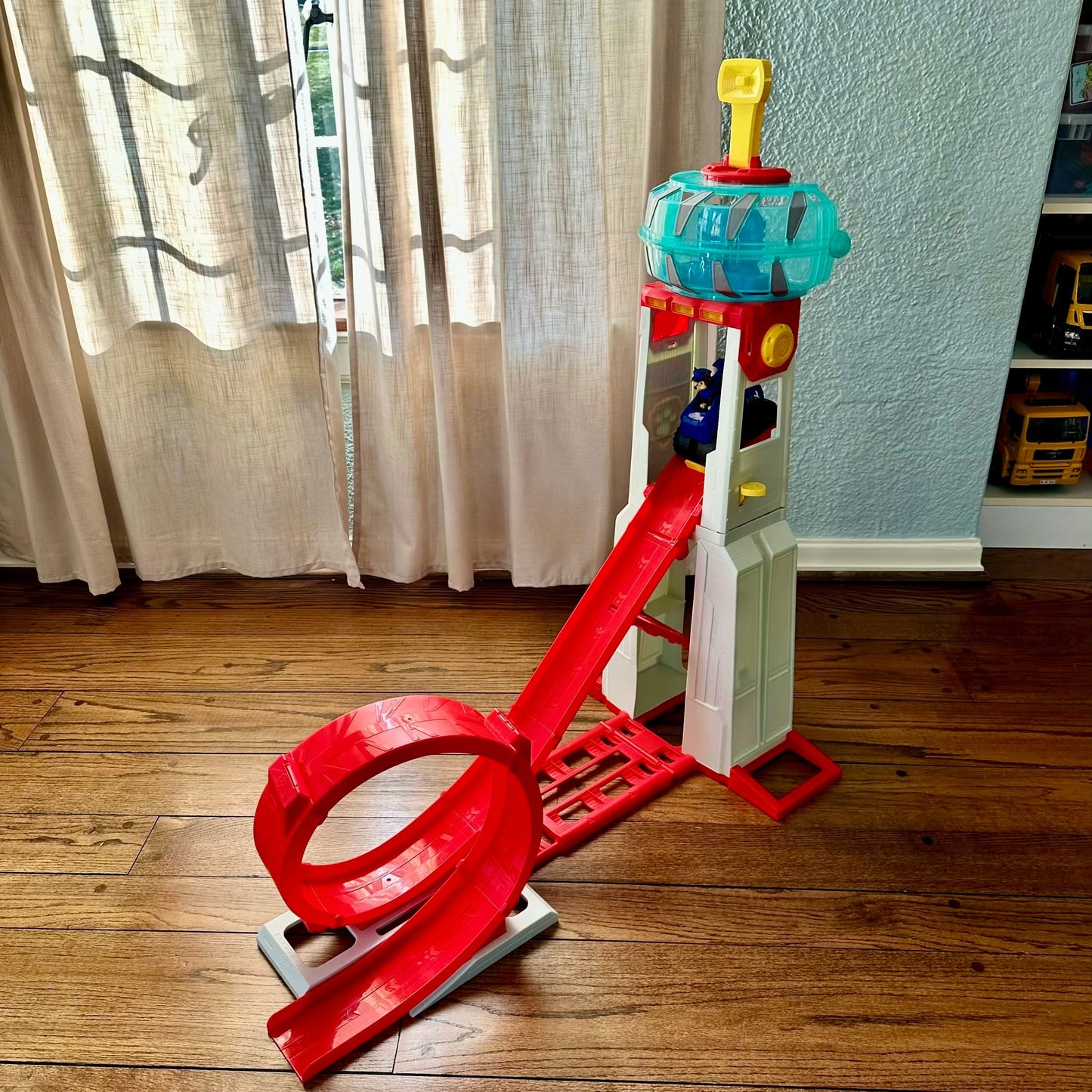 #95 Spin Master PAW Patrol: Rescue Wheels Super Loop Tower HQ (PPU 45208)