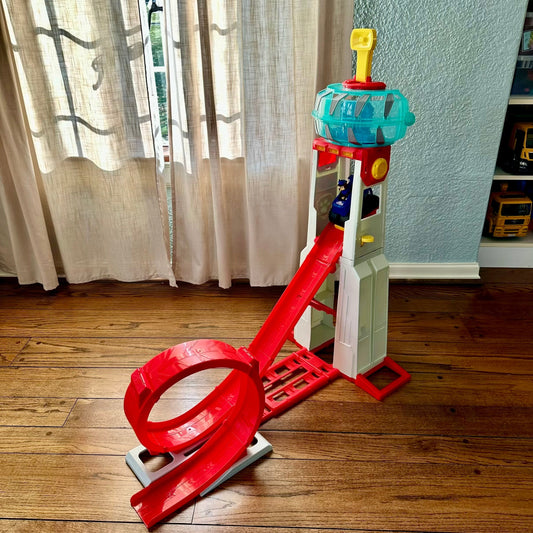 #95 Spin Master PAW Patrol: Rescue Wheels Super Loop Tower HQ (PPU 45208)