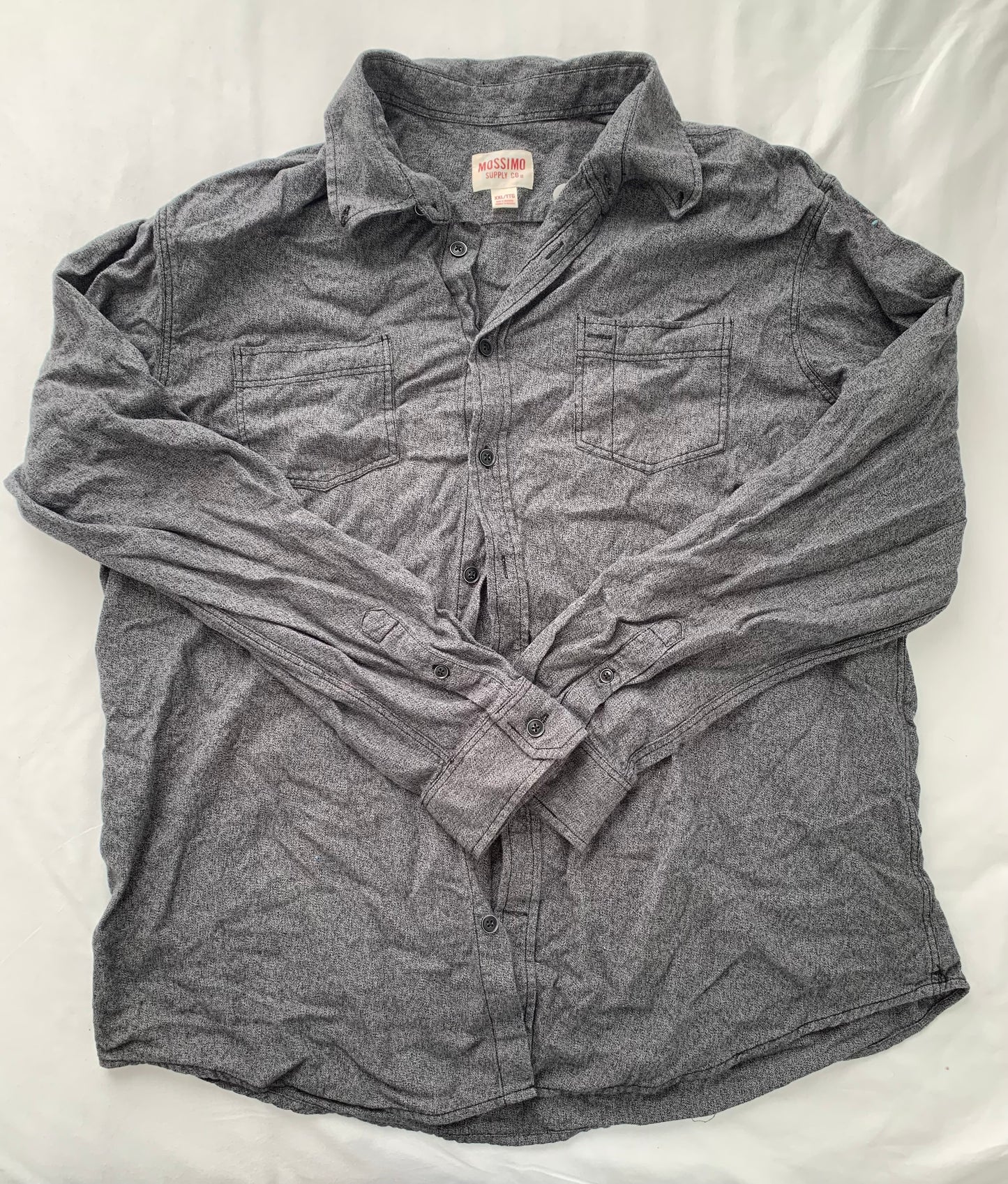 Seller #15 Men’s 2X Gray Button Down Shirt