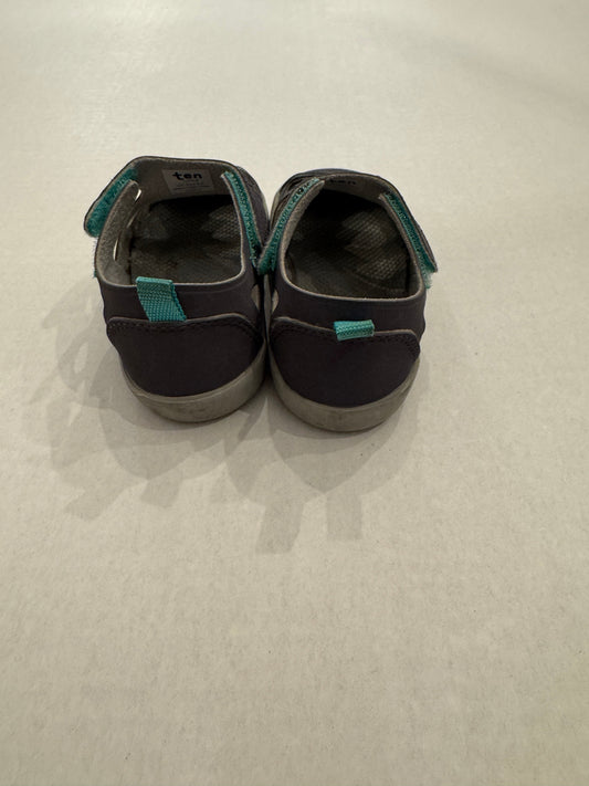 Seller #34 Ten Little Shoes Boys size 6.5