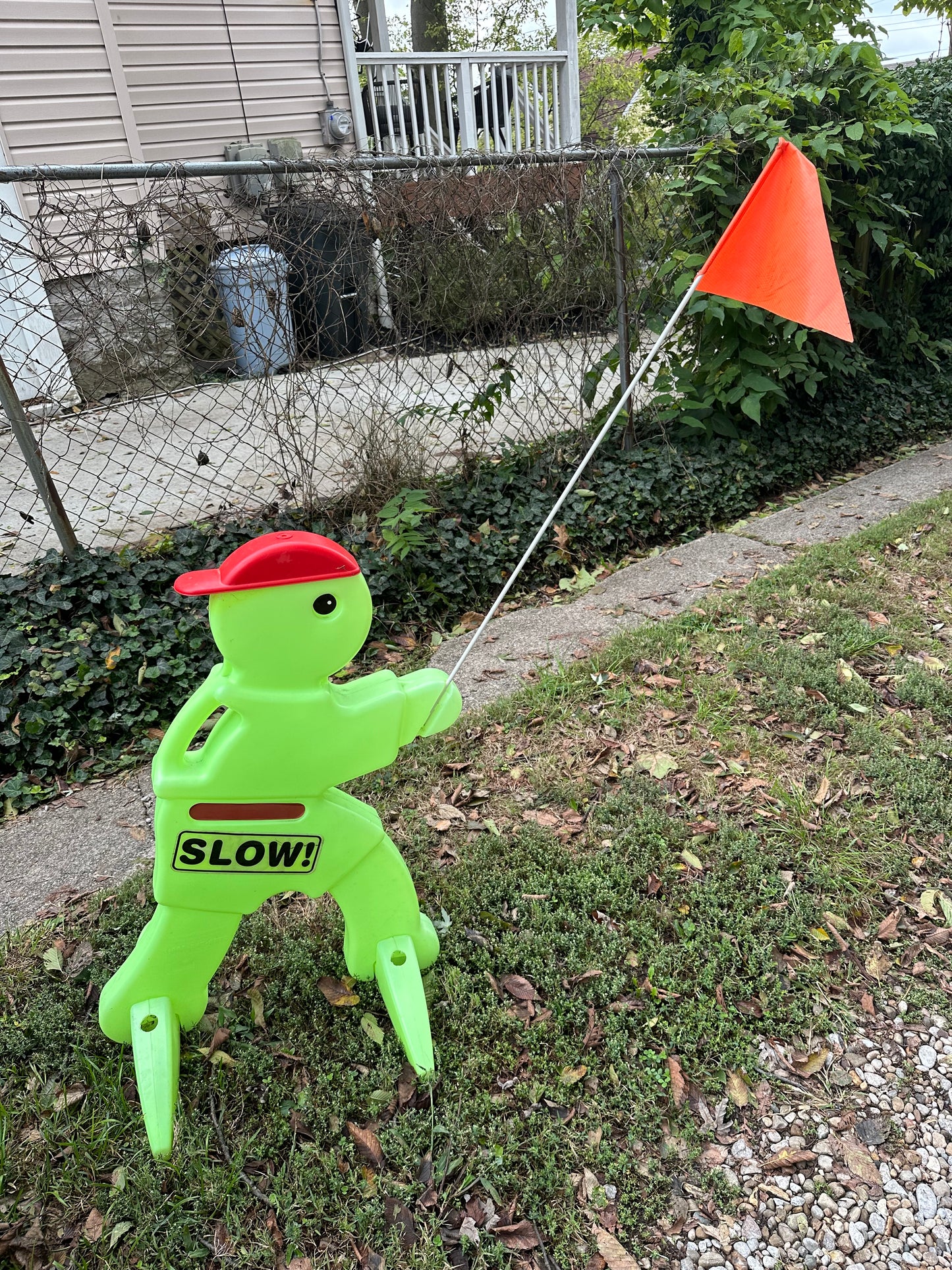 #91B Slow Down Kids Alert Sign