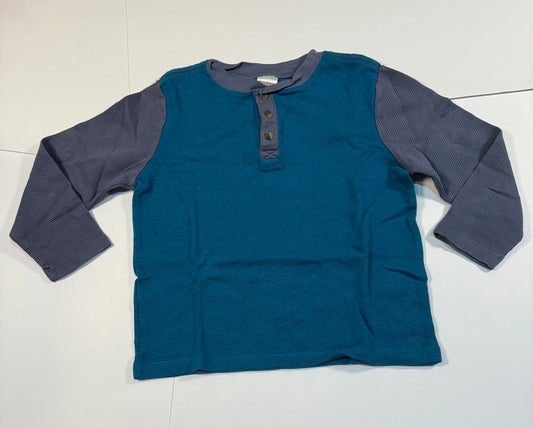 #180 Boys 120 US 6-7 Hanna Andersson Blue and Gray Henley