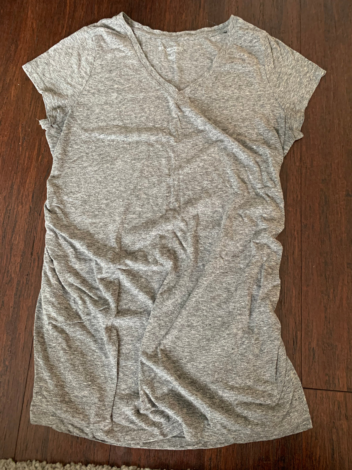 Seller 42, Liz Lange med gray t, Women's M