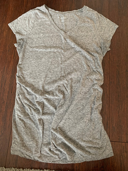 Seller 42, Liz Lange med gray t, Women's M