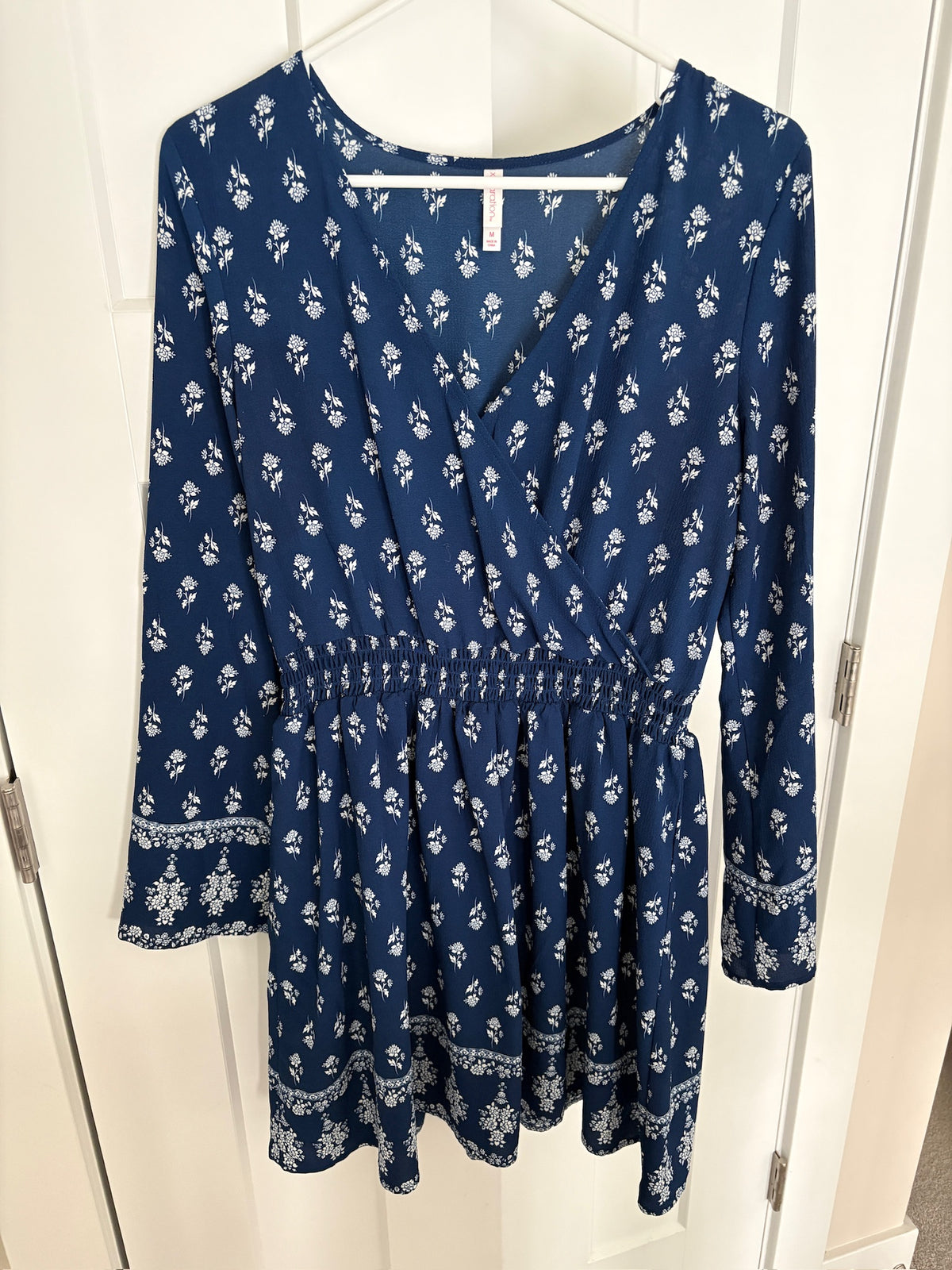 Seller #105 - Women's Medium Xhilaration Navy Floral Dress VGUC