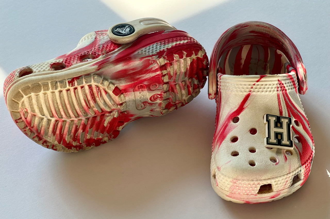 #190 REDUCED Crocs Classic Shoes + OSU Jibbitz, Size 6T