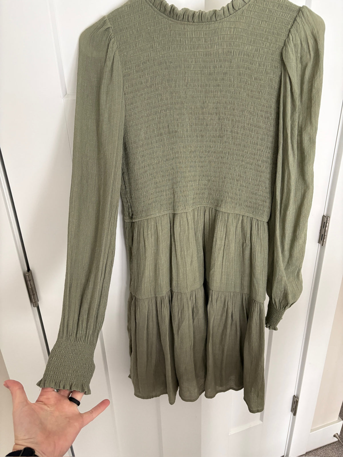 Seller #105-  Women's Size Large Blu Pepper Sage Green Dress VGUC