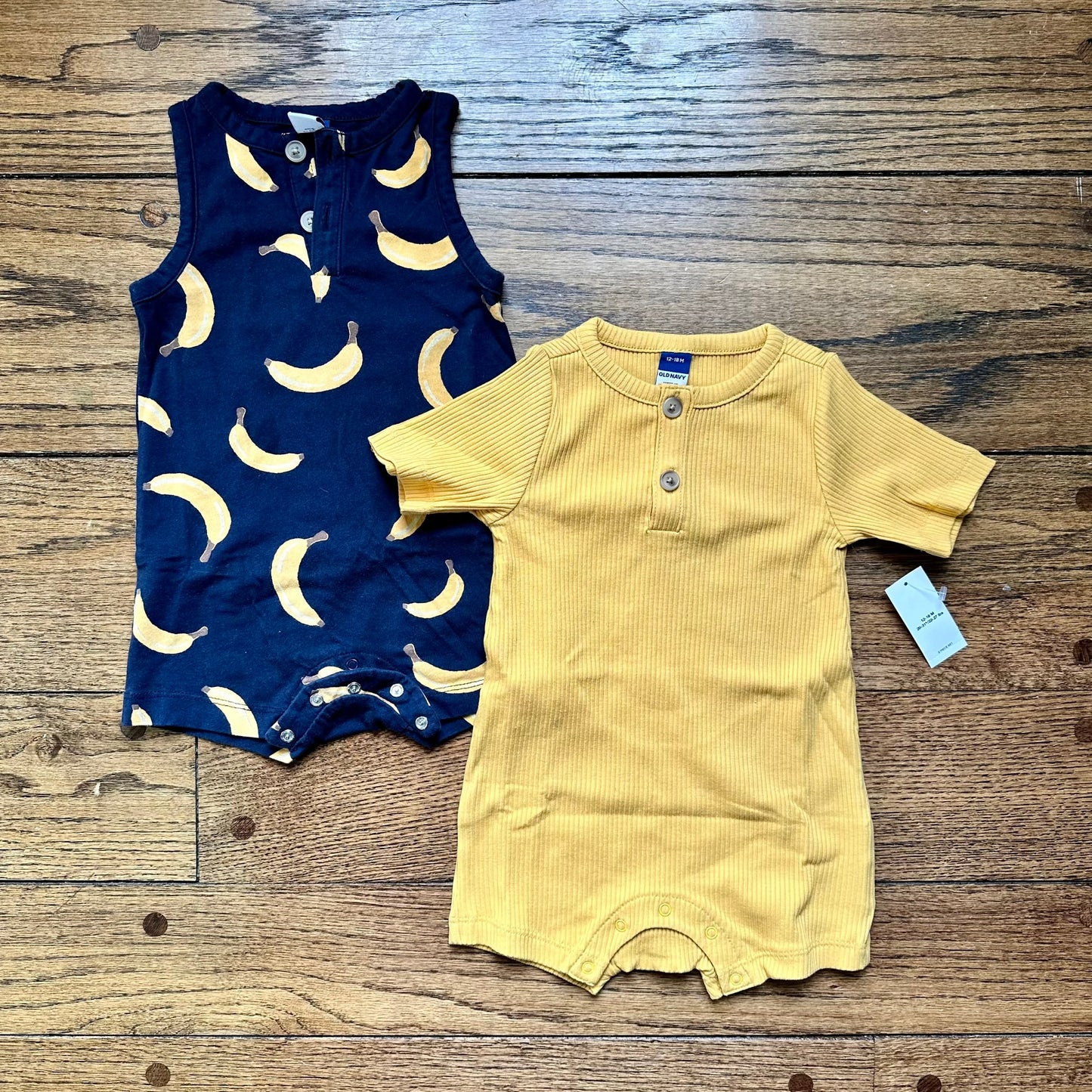 #95 NWT/EUC Boys Old Navy Yellow Ribbed and Navy Banana Rompers, set of 2, size 12-18 months