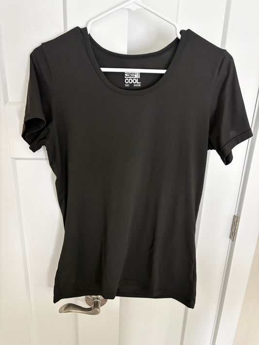 Seller #105 - Women's Medium Black 32 Degrees Athletic Shirt VGUC