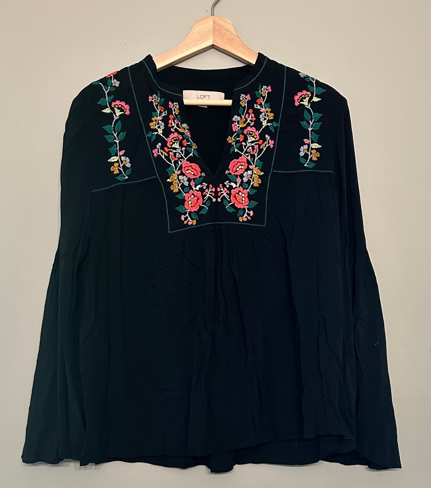 Seller #168 Loft Women’s Small Black Floral Bell Sleeved Blouse