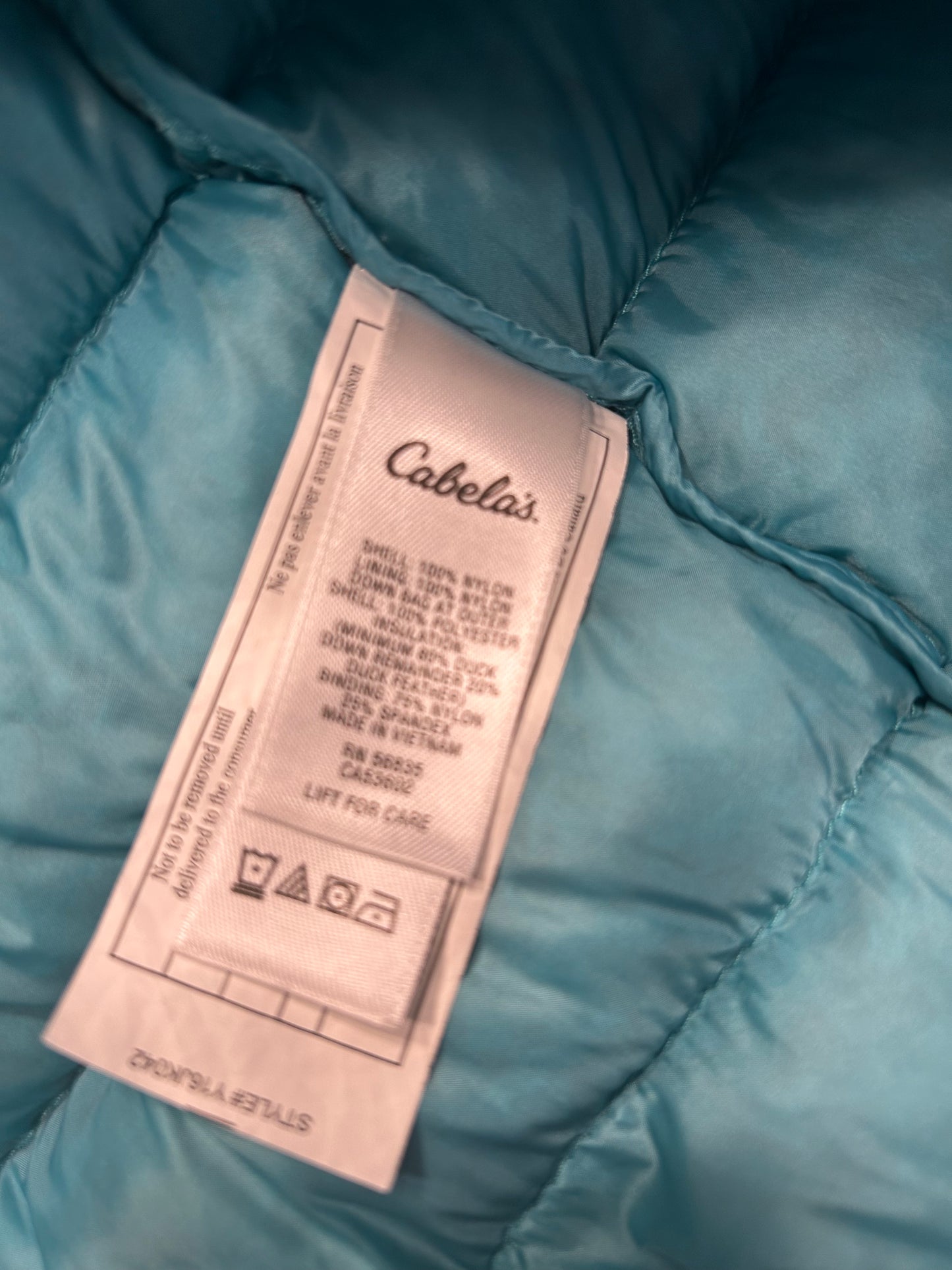 #7 Cabela’s aqua girls puffer size XL