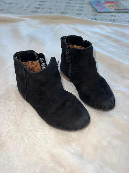 size 11 girls cat and jack black booties