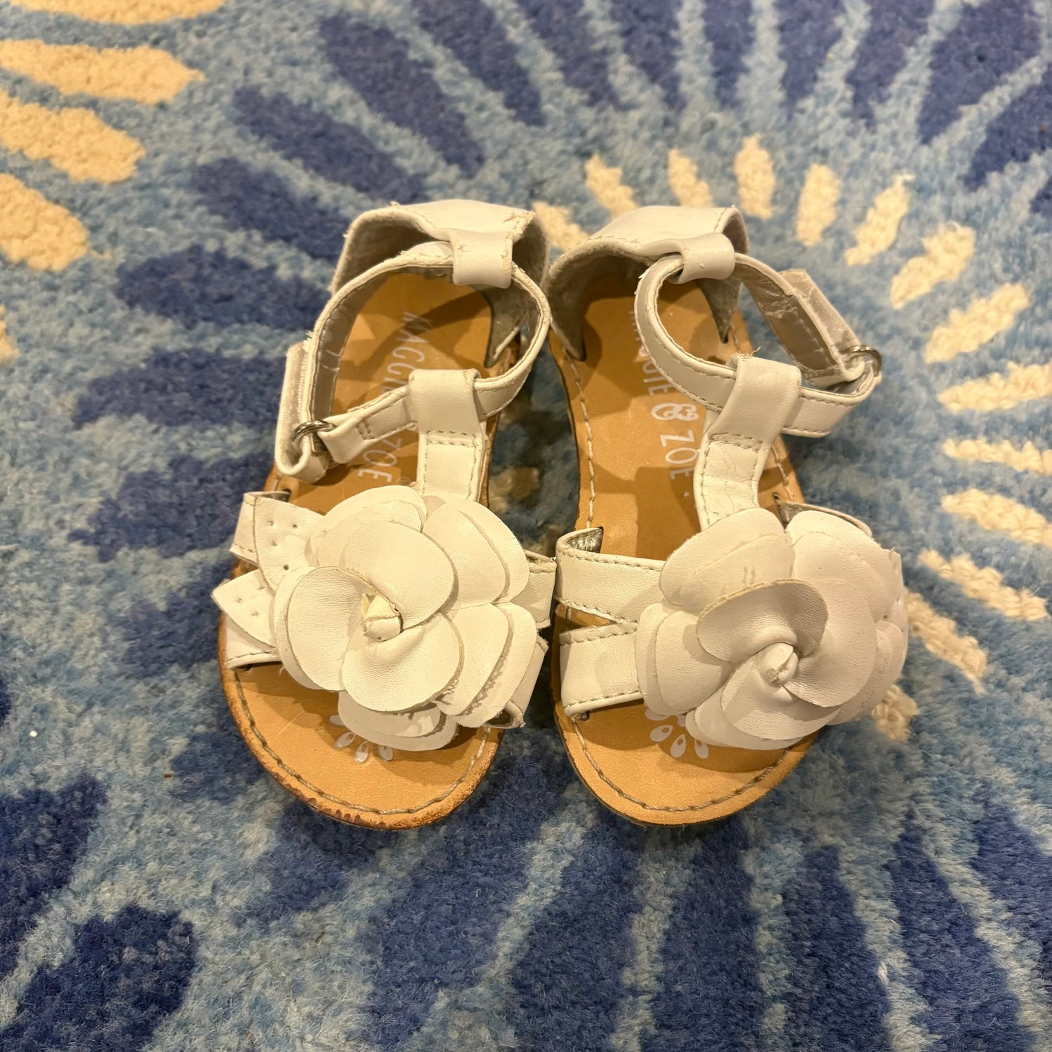 Girls Shoes NB - Size 5