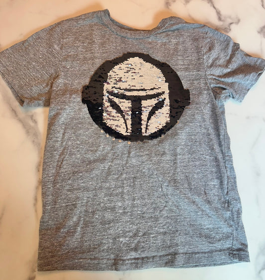 Seller #65 Boys size small flip sequin Star Wars tee