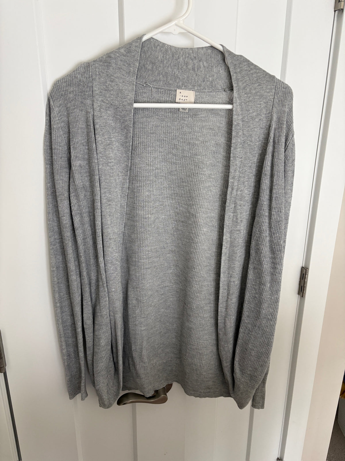 Seller #105 - Women's Medium A New Day Gray Open Cardigan GUC to VGUC