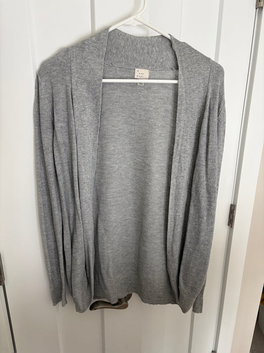 Seller #105 - Women's Medium A New Day Gray Open Cardigan GUC to VGUC