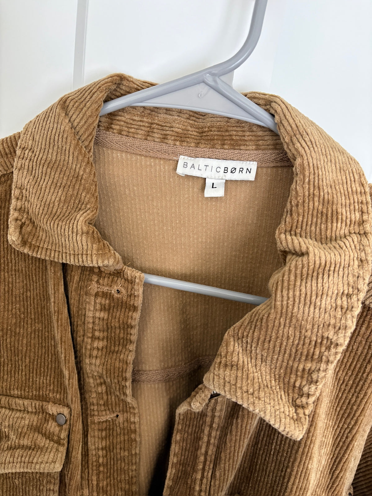 Seller #105 - Women's Large Baltic Born Brown Corduroy Shacked VGUC