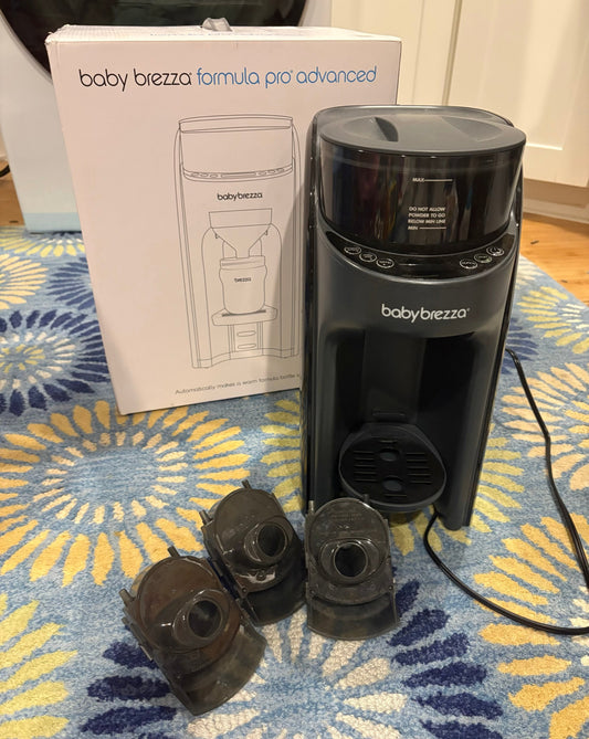 Seller 98 Baby Brezza Formula Pro Advanced Baby Formula Dispenser w/ 3 Funnels