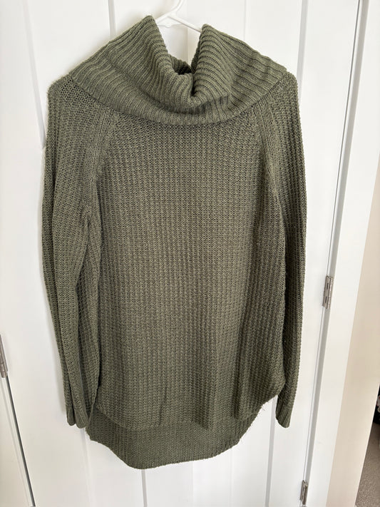 Seller #105 - Women's Medium Merona Olive Green Cowl Neck Sweater GUC