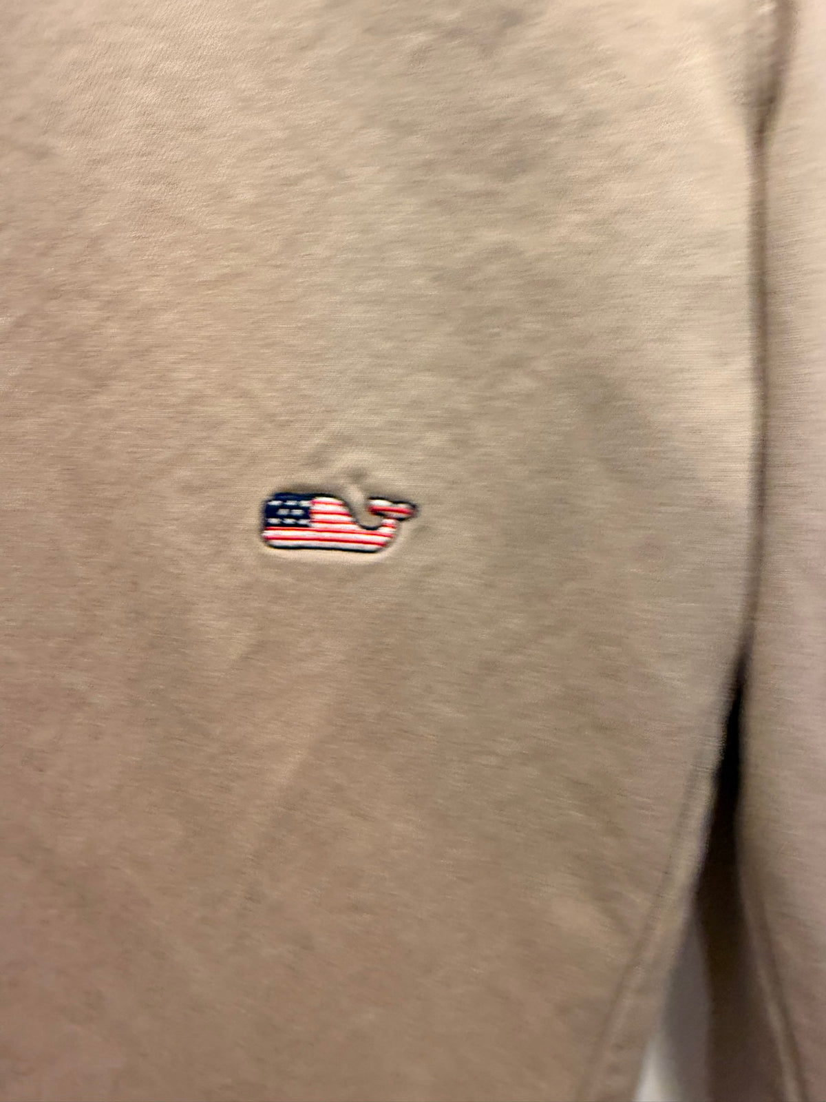 #85 Vineyard Vines USA Flag Whale Khaki Chinos, Men's 33x32
