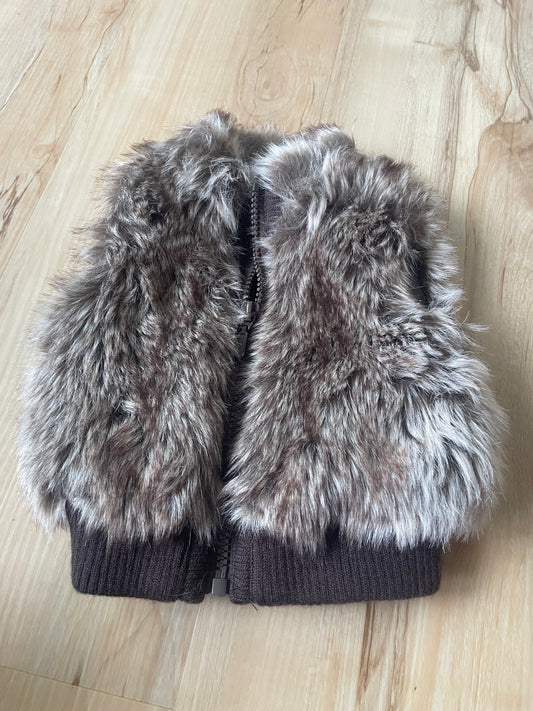 Seller 202 - vest - size 6 mo