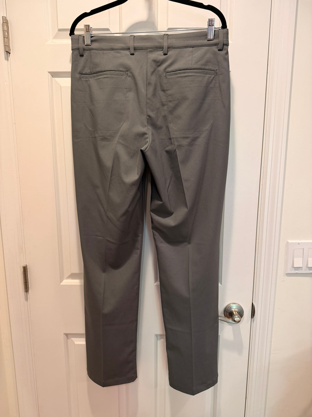 #85 Greg Norman Grey Golf Pants, Men's 32x32