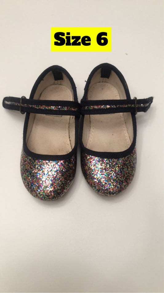 Girls size 6 Gap sparkly Mary Janes