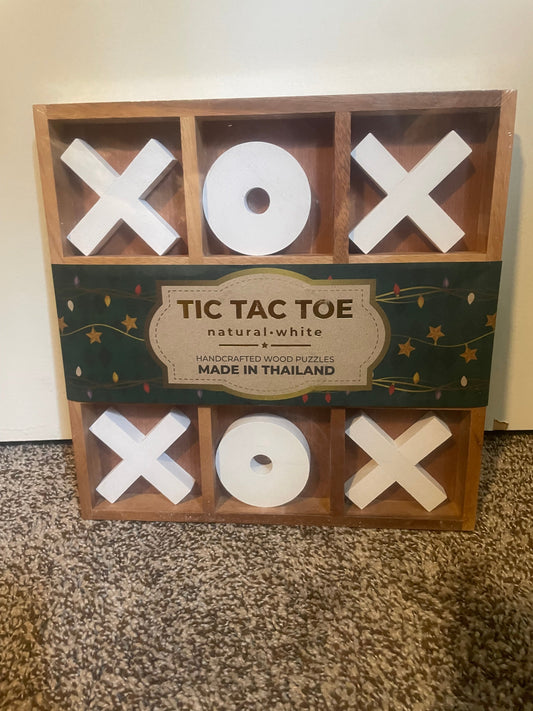 #177 New Unopened Table Top Wooden Tic Tac Toe