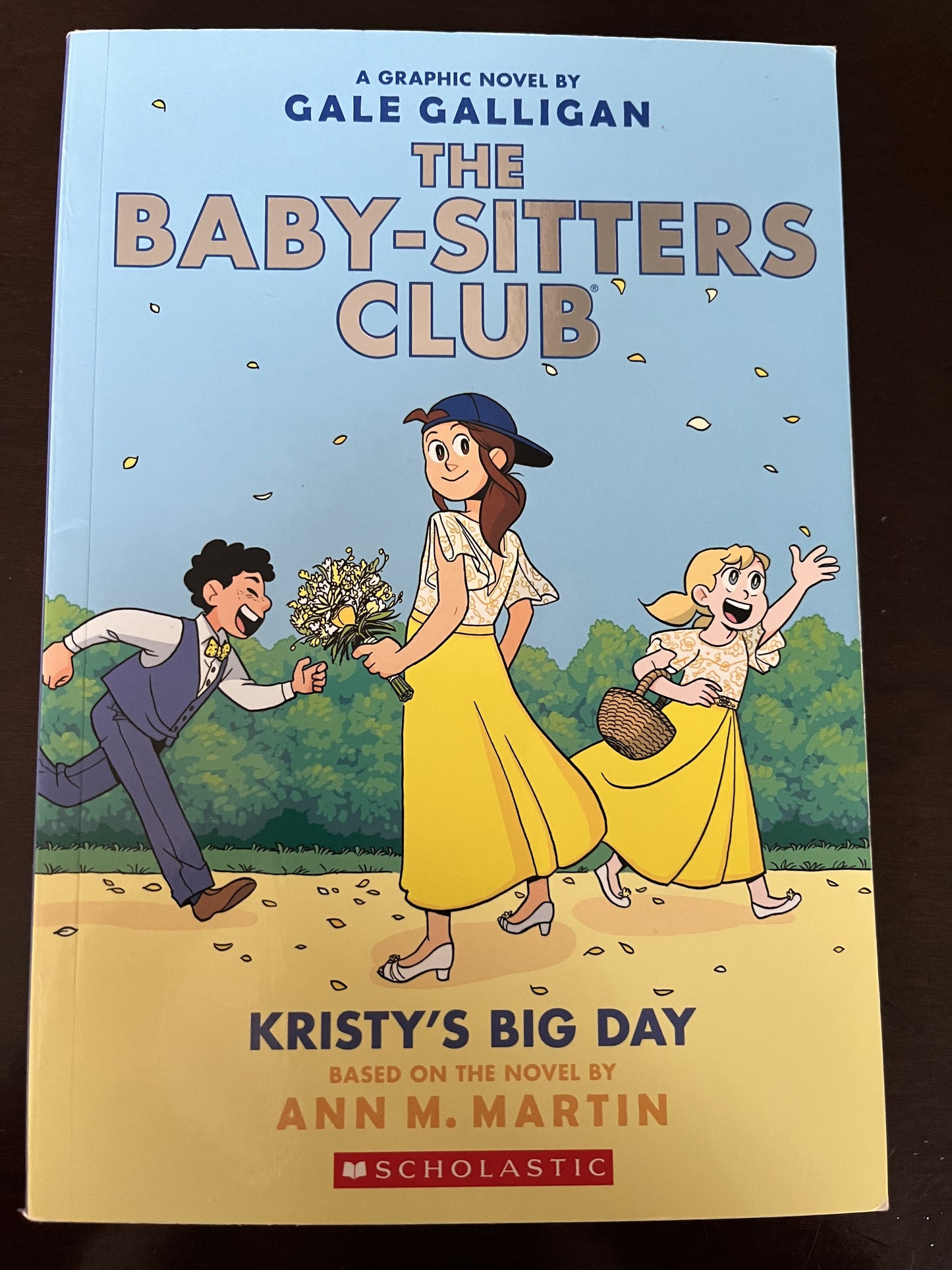 #124 The Baby-Sitters Club #6 Kristy's Big Day Graphic Novel