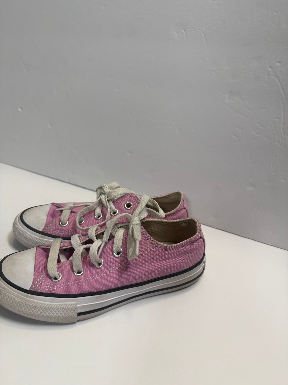 #141 Girls Shoe 12 Pink Converse All Stars Shoes