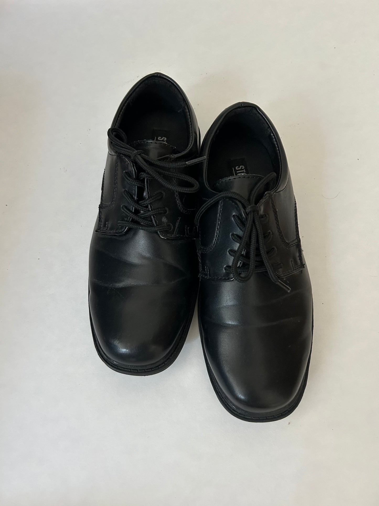 Big Boys size 3 black leather dress shoes with ties