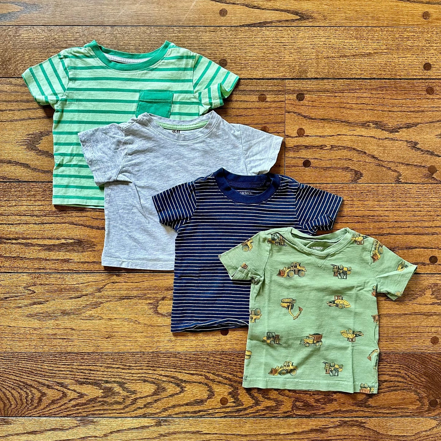 #95 VGUC Boys Carters and H&M Tshirt Bundle, set of 4, size 18 months