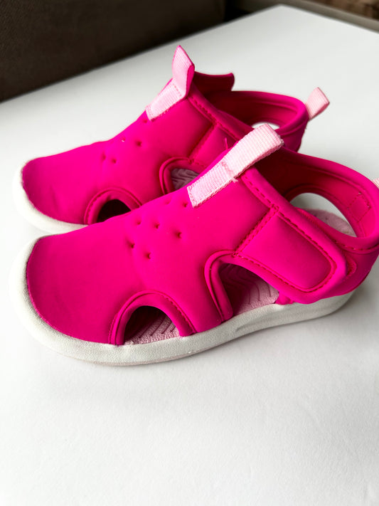 Size 9 Girls Pink Cat & Jack Sandals