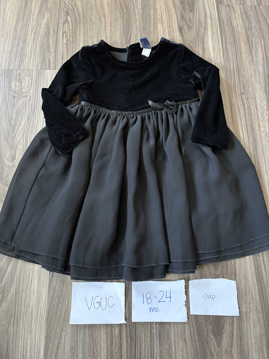 #138 - 18-24 Mo - VGUC Gap - Black Velvet LS Dress - PU 45236