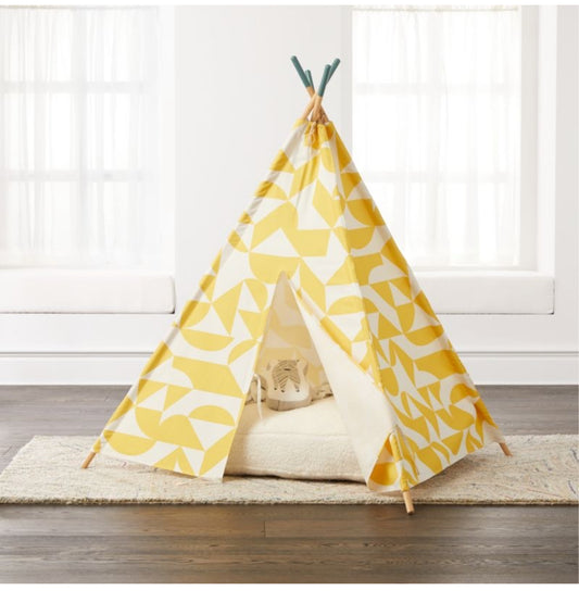 Crate and Barrel Geometric Yellow Teepee Tent with pillow, EUC ***PPU only item 45208**