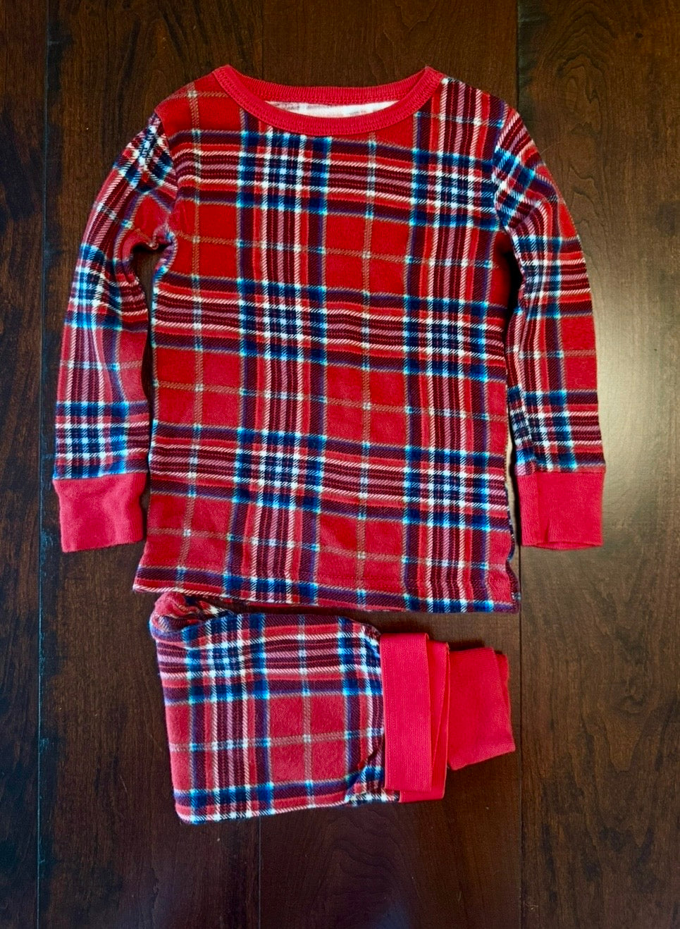 #28 Wondership Holiday Pajamas - Size 12 Months