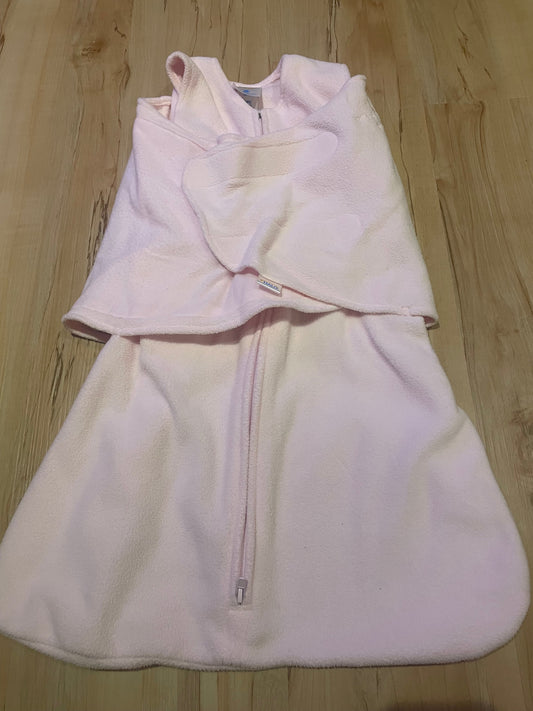 Seller 202 - Halo - fleece sleep sack swaddle - size Small / 3-6 m / 13-18 lbs